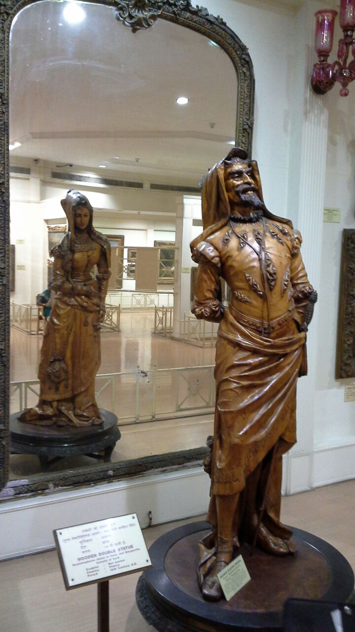 statue or sculpture of Mephistopheles & Margaretta at Salar Jung.